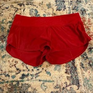 Lululemon speed up low rise short size 10, red